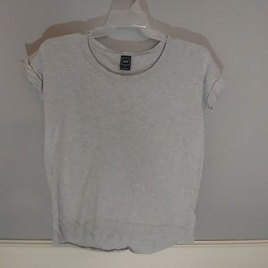 📢📢24 hour super sale Gap short sleeve sweater